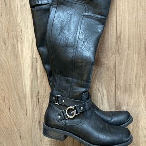 Guess boots black size 6